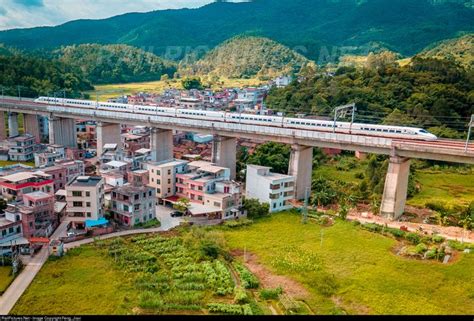 雲浮火車站在哪裏：多元視角下的探究與分析